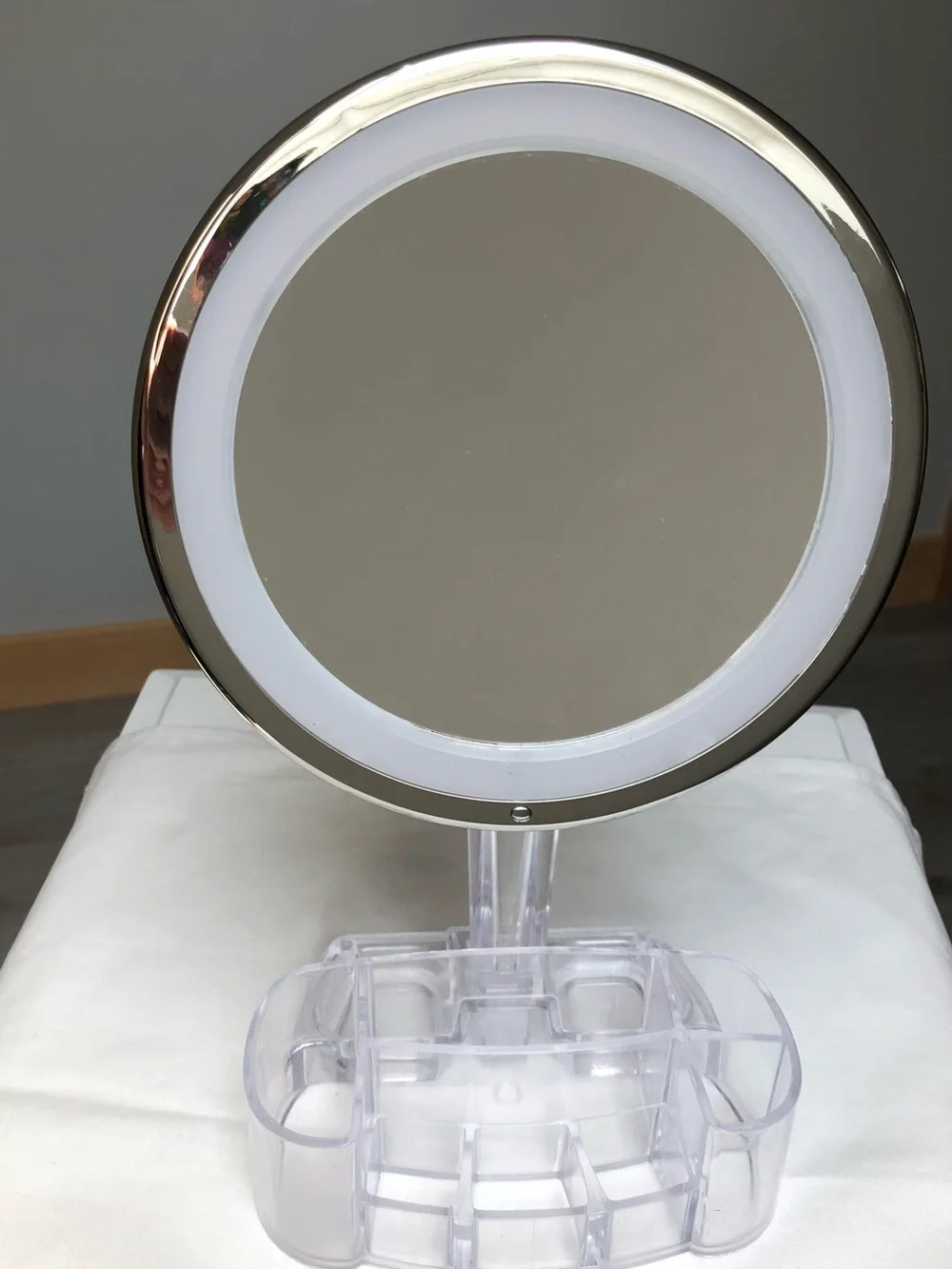 Daisi 7X Magnifying Lighted Makeup Mirror With Cosmetic Organizer